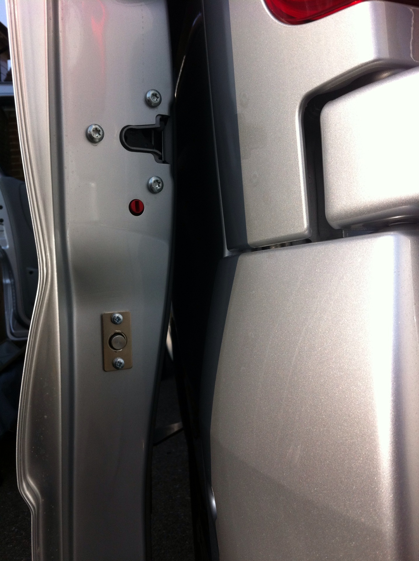 vans with bolt on side